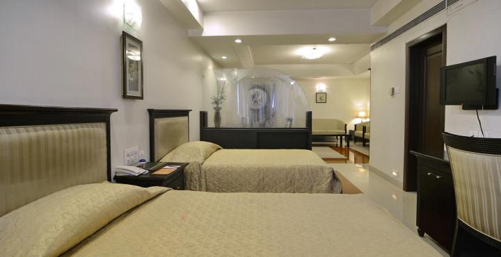 מלון Pimpri-Chinchwad Ambience Executive מראה חיצוני תמונה