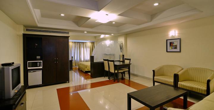 מלון Pimpri-Chinchwad Ambience Executive מראה חיצוני תמונה