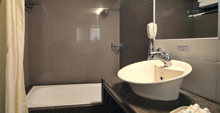 מלון Pimpri-Chinchwad Ambience Executive מראה חיצוני תמונה