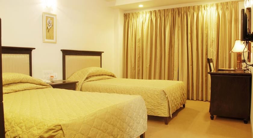 מלון Pimpri-Chinchwad Ambience Executive מראה חיצוני תמונה